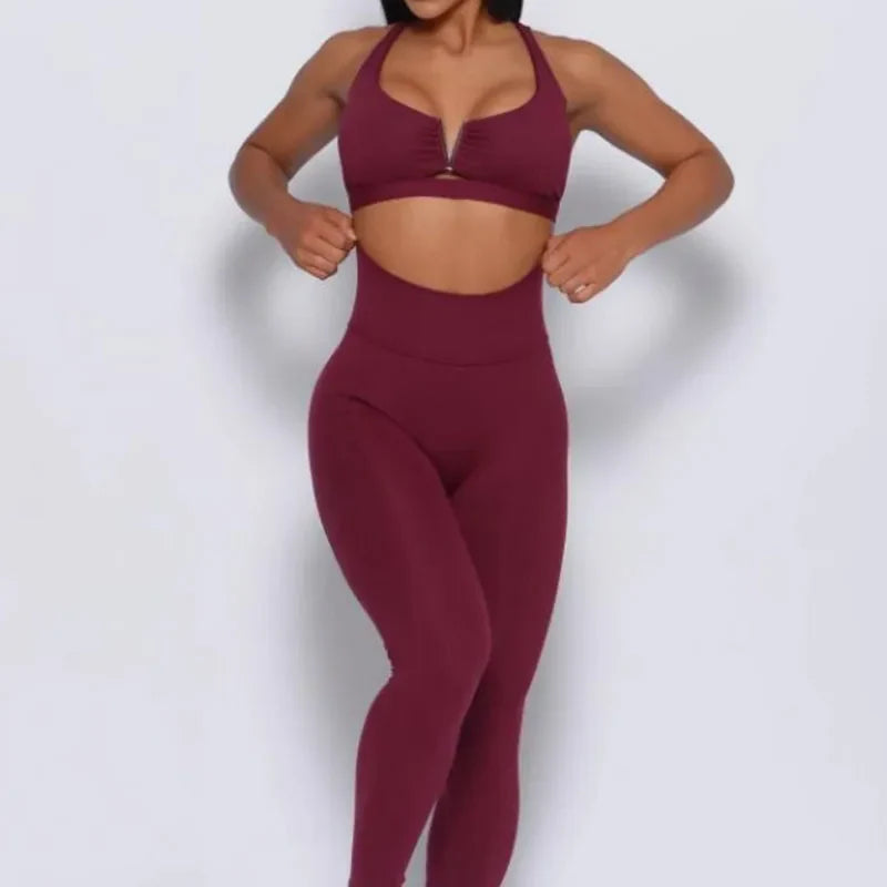 ActiveVibe Women's Fitness Ensemble: Leggings and Sports Bra