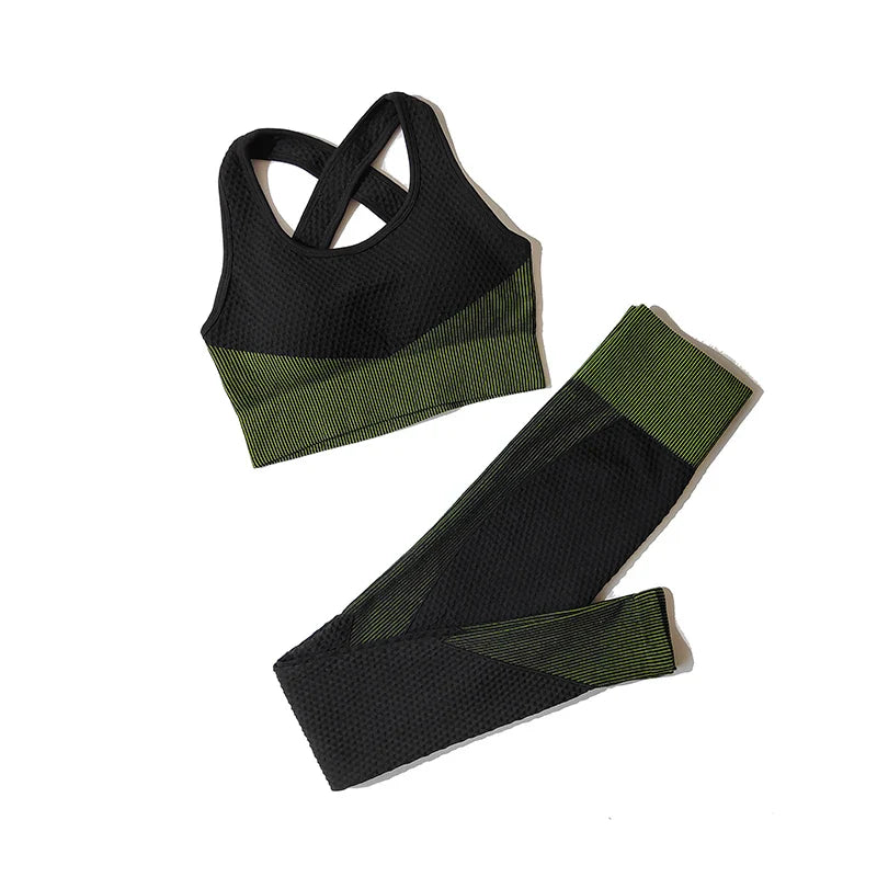 FlexFit Seamless Yoga Set: Comfy, Stylish, Versatile